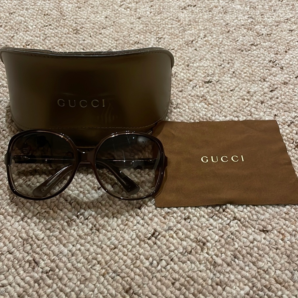 Authentic GUCCI sunglasses
